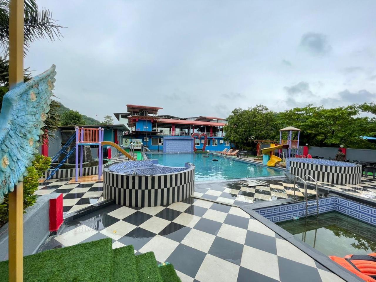 Wayfare Sp Resort Панвел Экстерьер фото