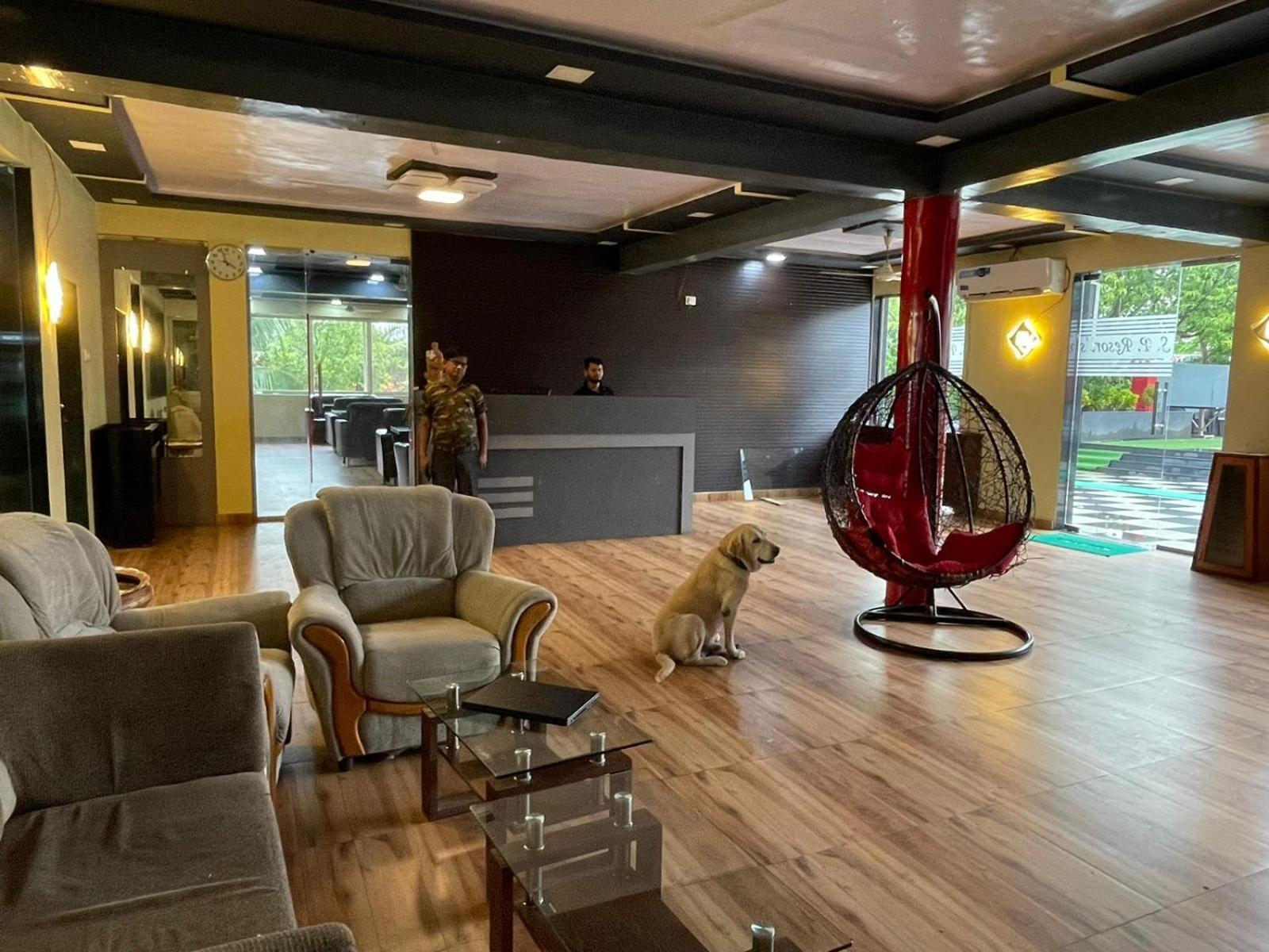Wayfare Sp Resort Панвел Экстерьер фото